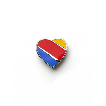 SWA  F/O'S TIE TACK SOUTHWEST AIRLINES LAPEL PIN. 
